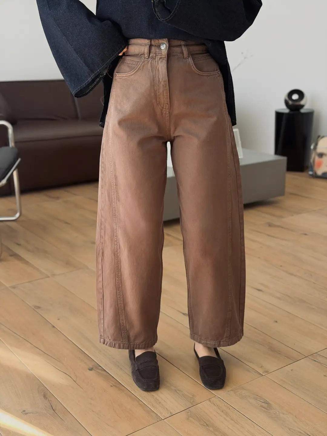 Barrel Camel Jean