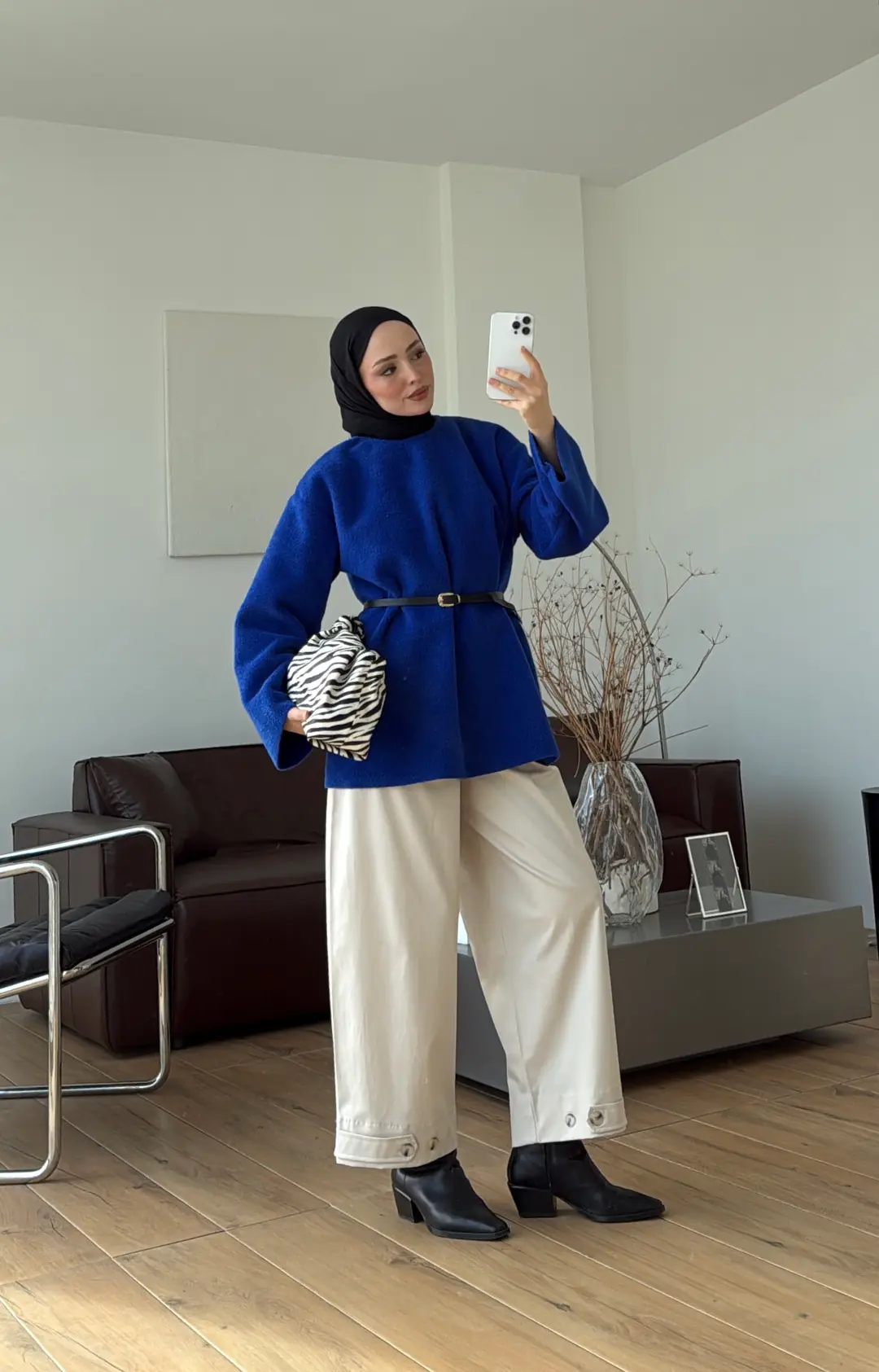 Helen Keçe Kemerli Bluz Sax