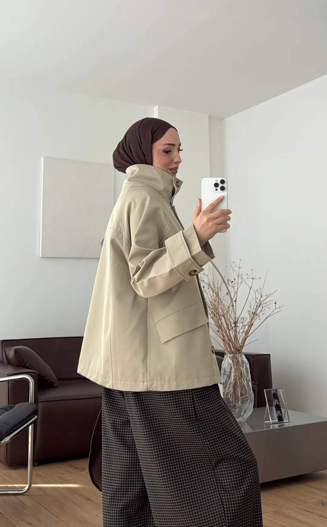 Geniş Yakalı Parka Koyu Bej