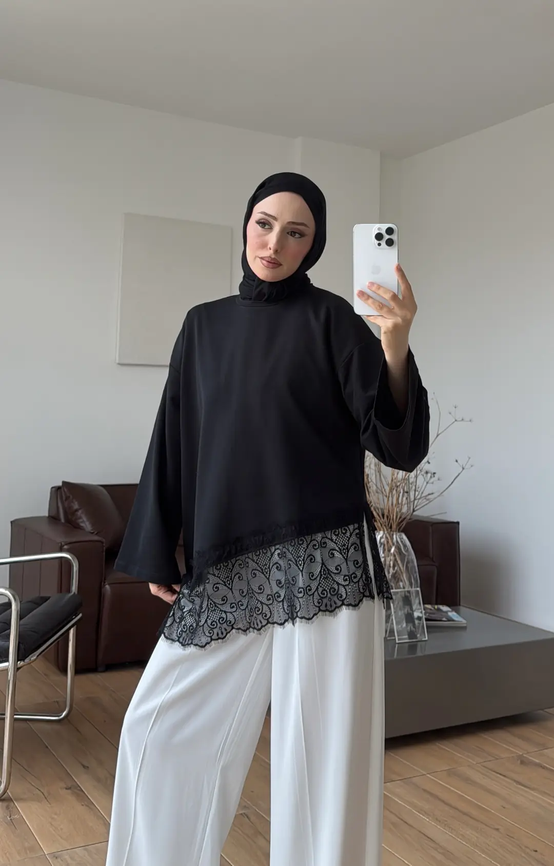 Eteği Dantel Detay Sweat Siyah