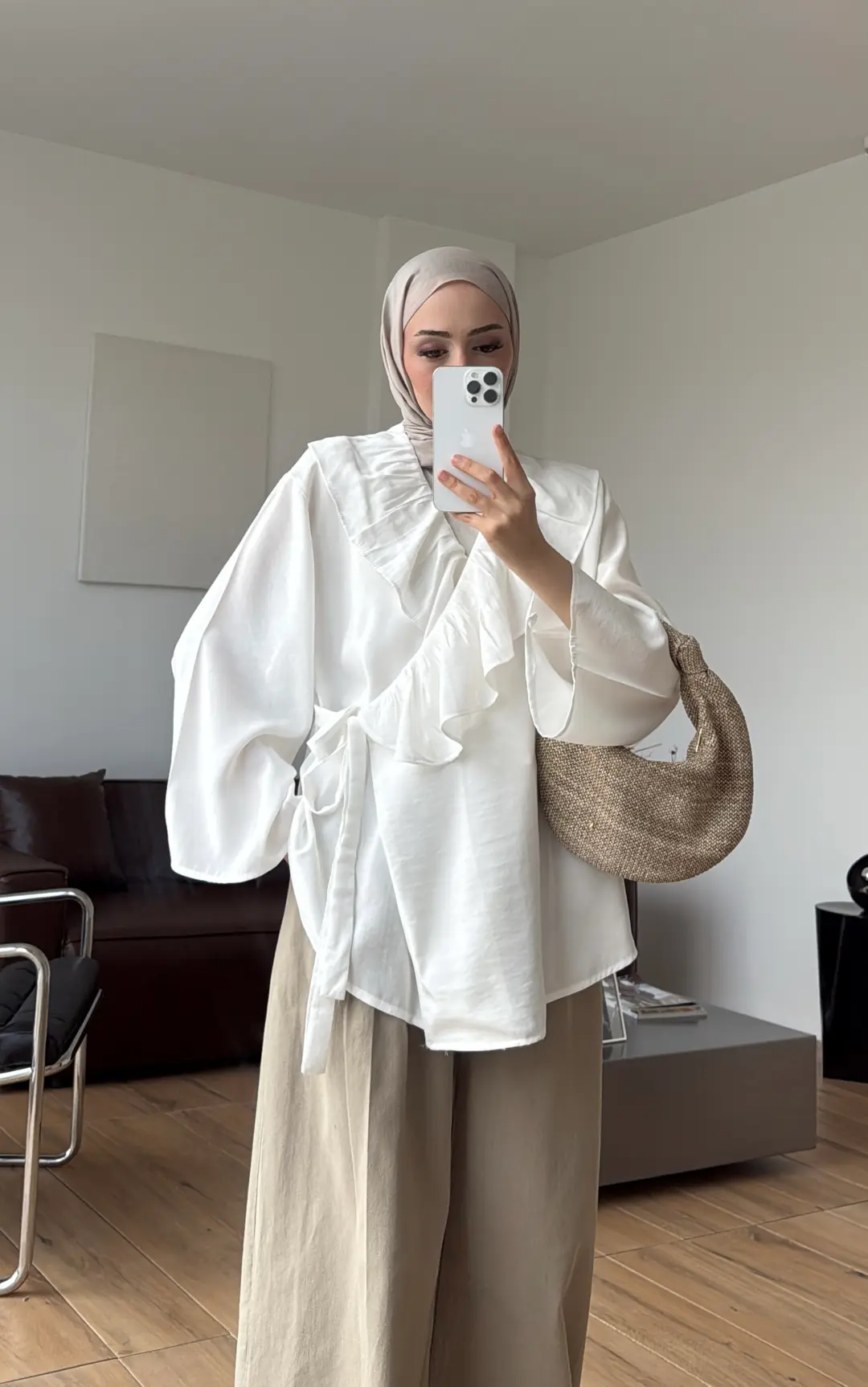 Fırfırlı ModaL Bluz Beyaz