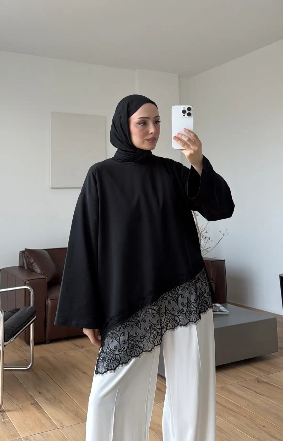 Eteği Dantel Detay Sweat Siyah