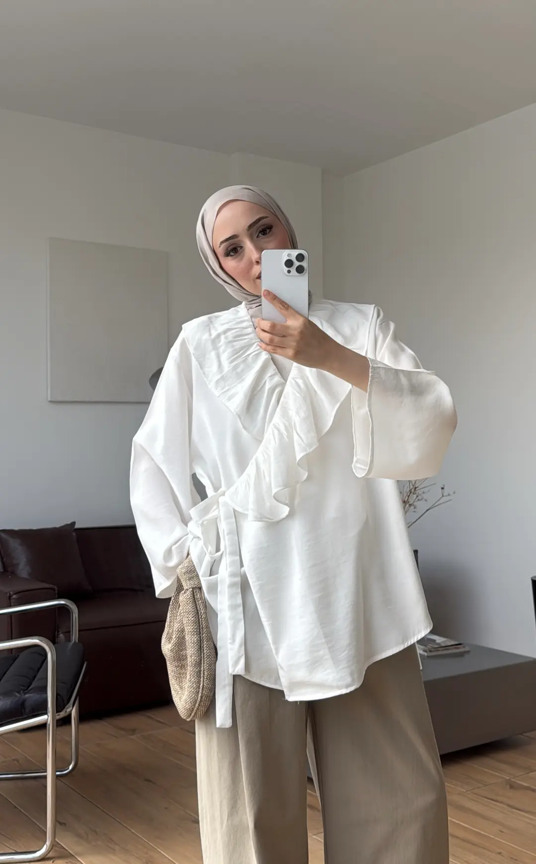 Fırfırlı ModaL Bluz Beyaz