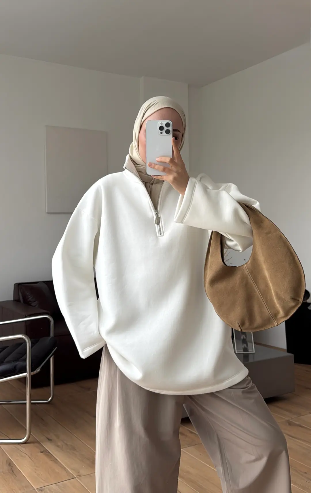 Yarım Fermuarlı Sweatshırt Beyaz