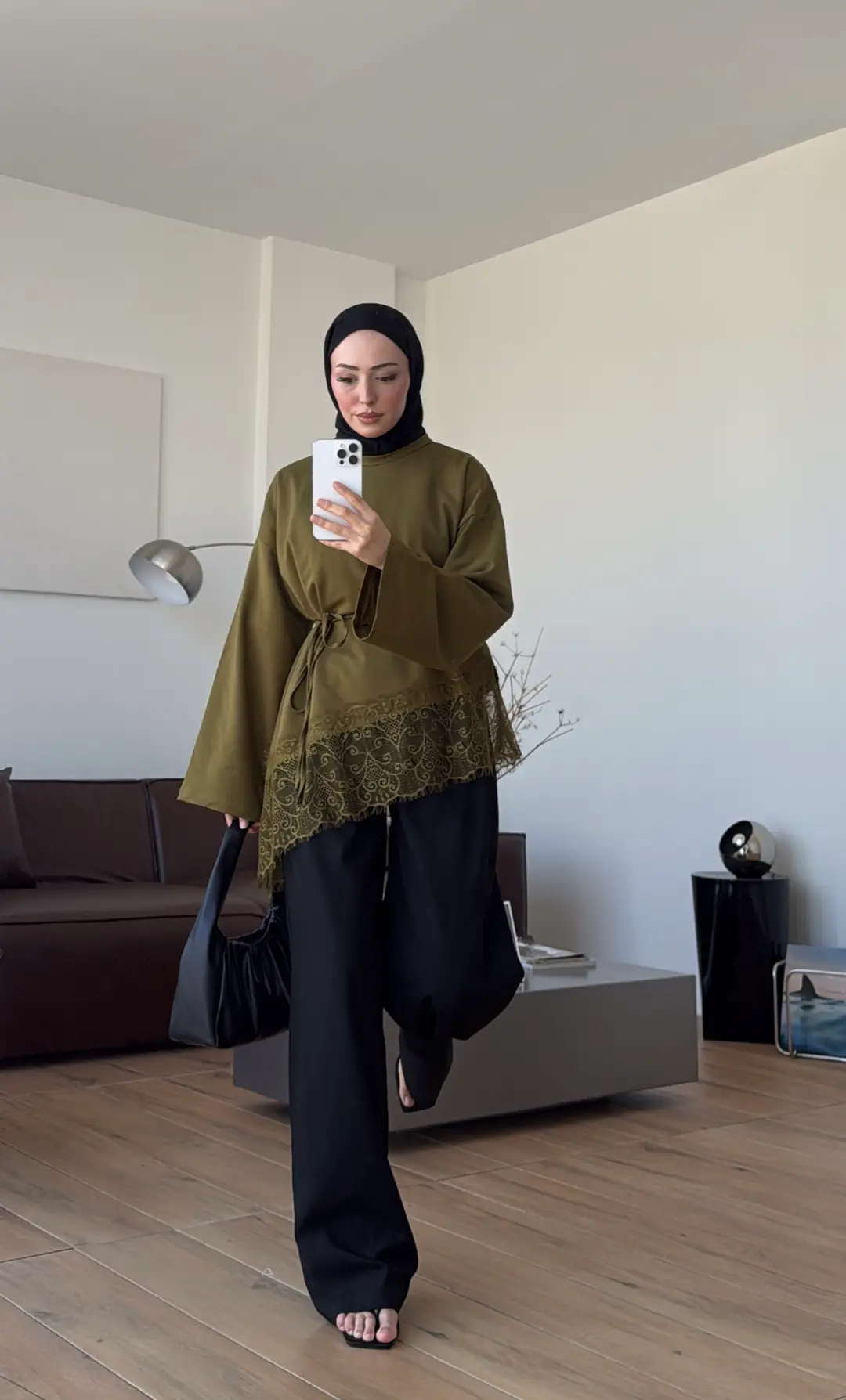 Eteği Dantel Detay Sweat Olive