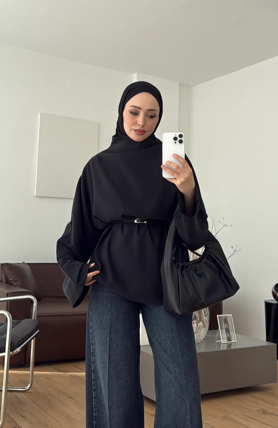 Kemerli Degaje Yaka Modal Bluz Siyah