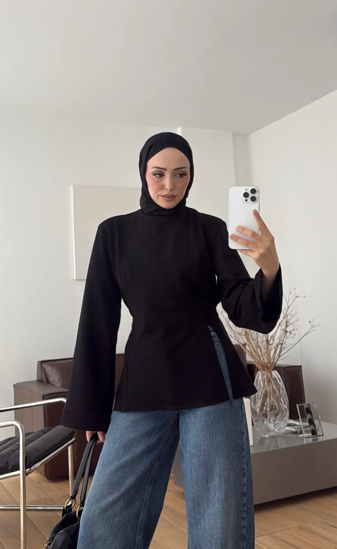 Vatkalı Yırtmaç Detay Bluz 