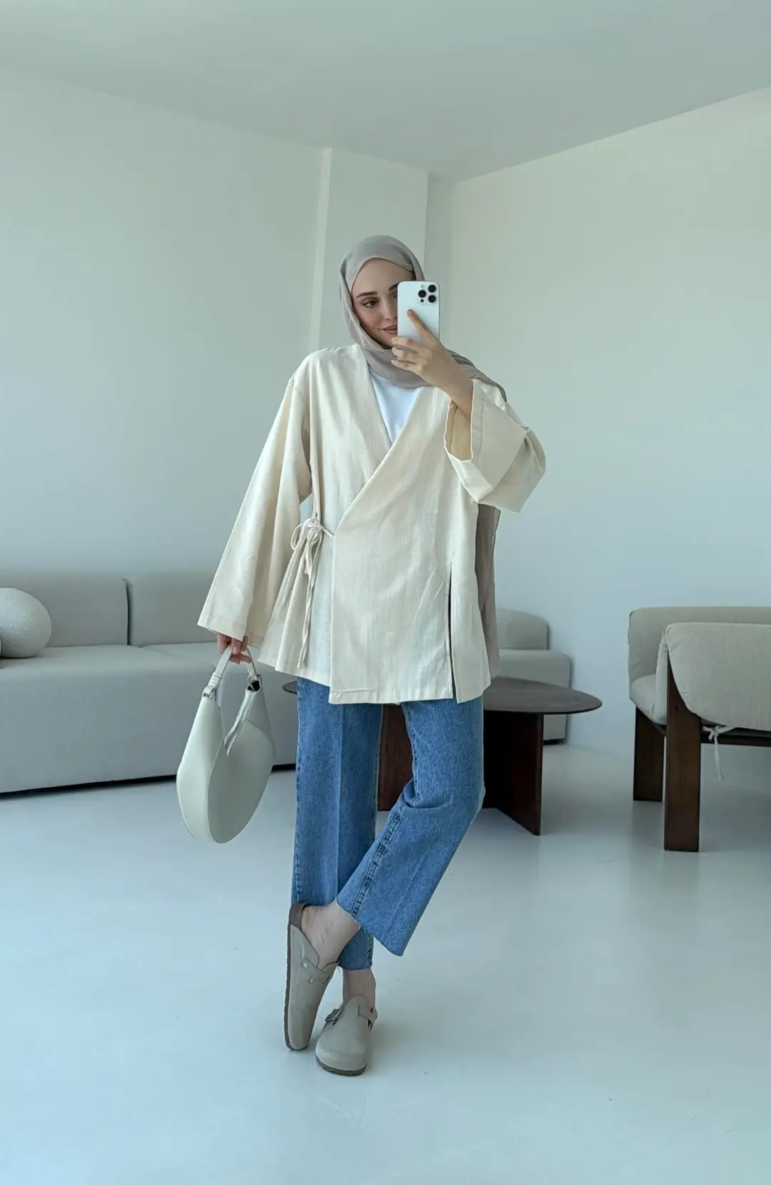 Ekru Yırtmaç Detay Keten Kimono