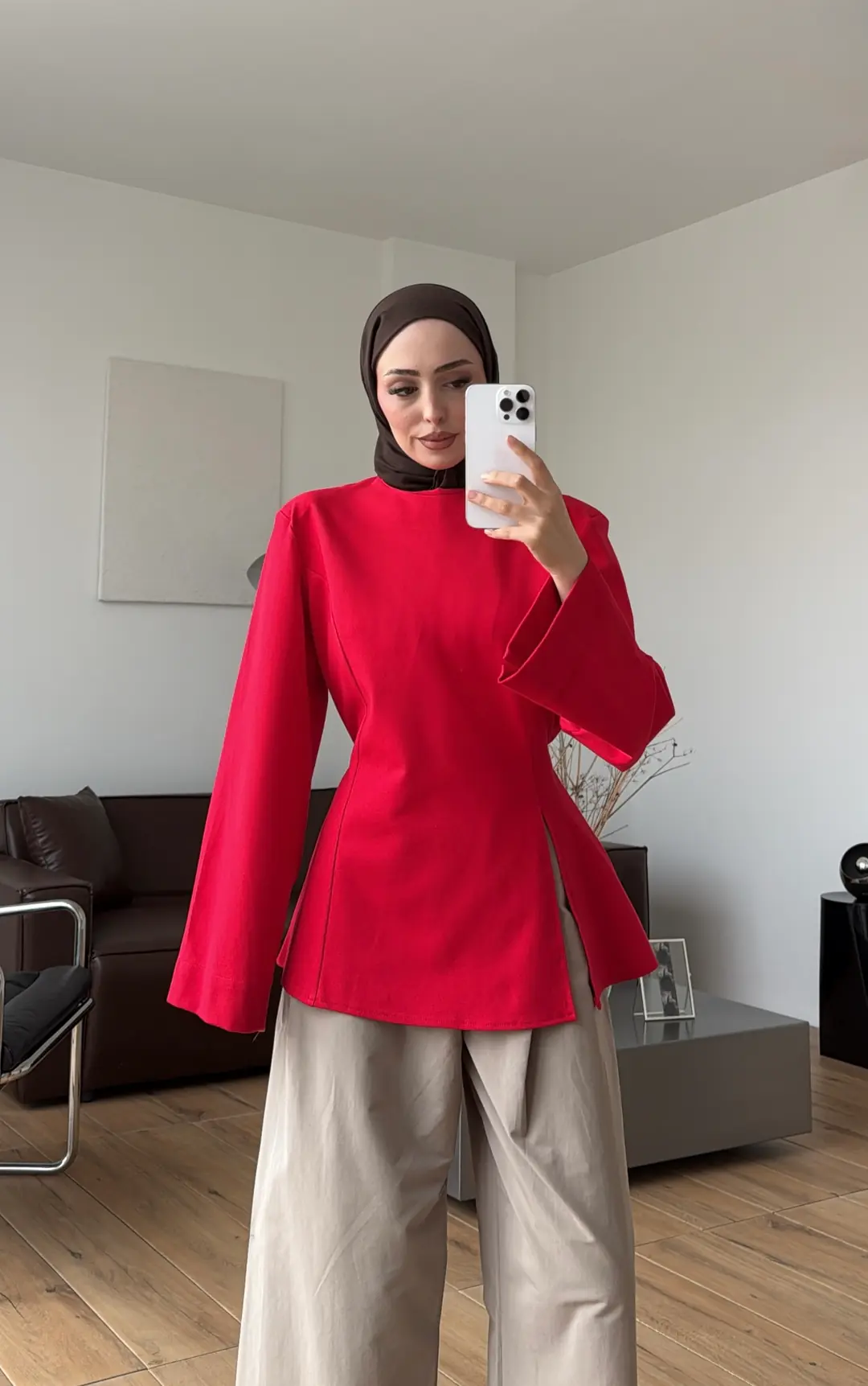 Vatkalı Yırtmaç Detay Bluz Kırmızı