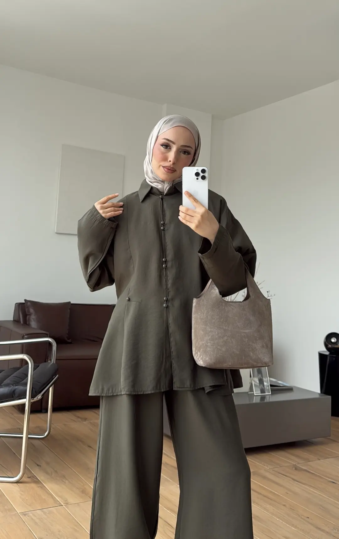 Top Düğmeli Tasarım Takım Haki