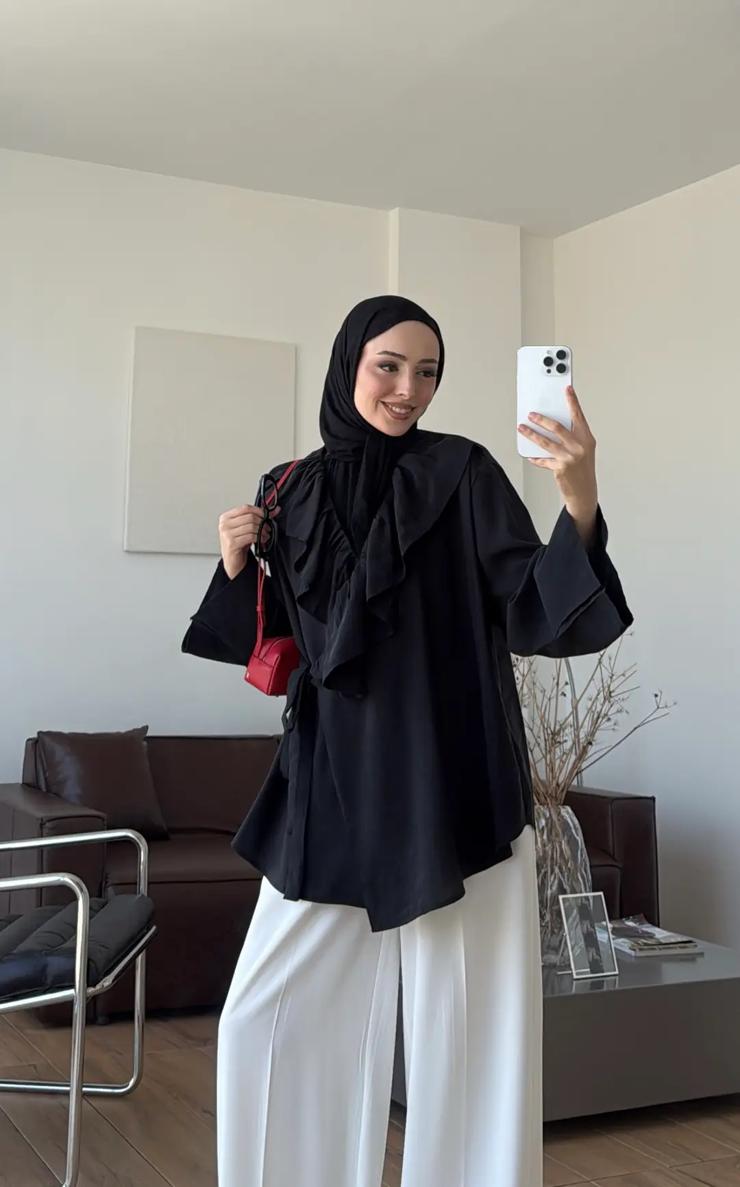 Fırfırlı ModaL Bluz Siyah