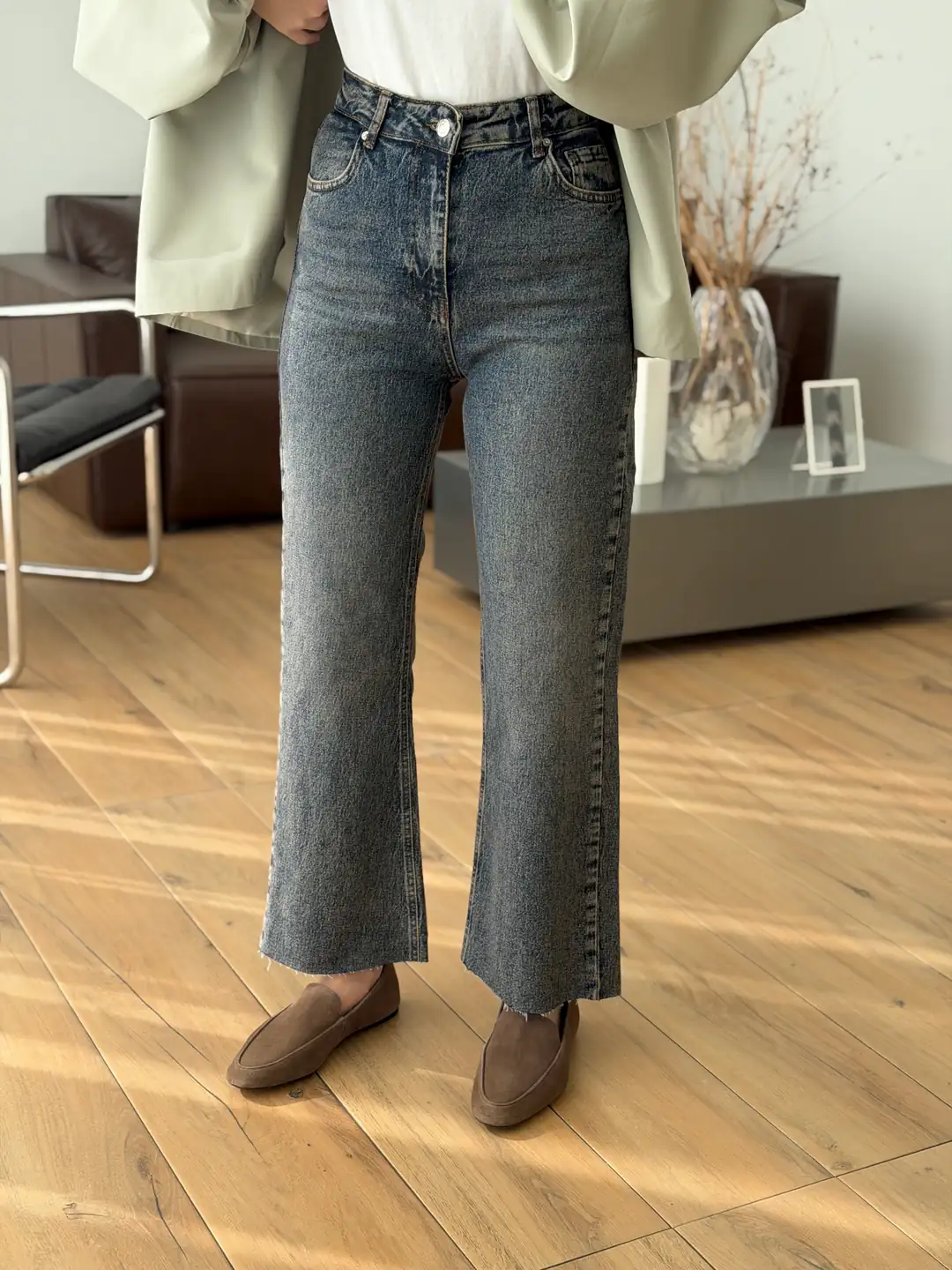 Paçası Kesik Flare Jean Eskitme Jean