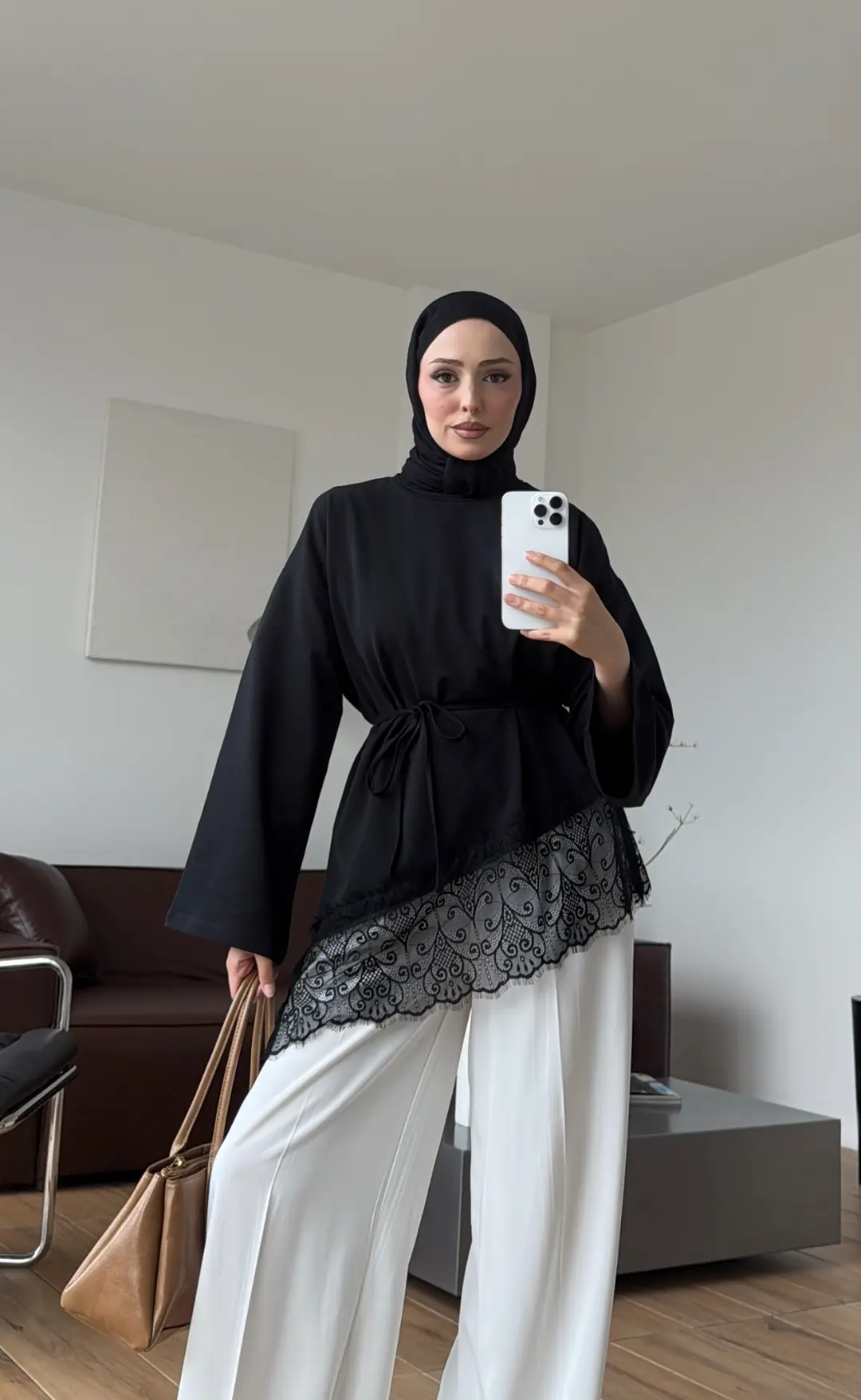 Eteği Dantel Detay Sweat Siyah