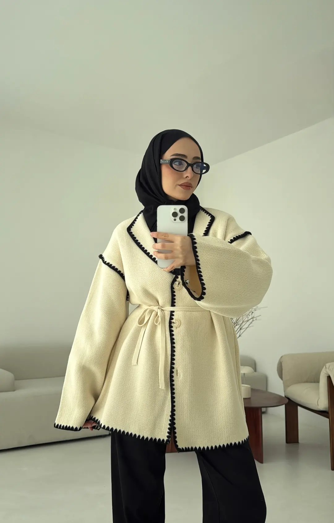 Biye İşleme Detaylı Sık Örme Hırka Krem