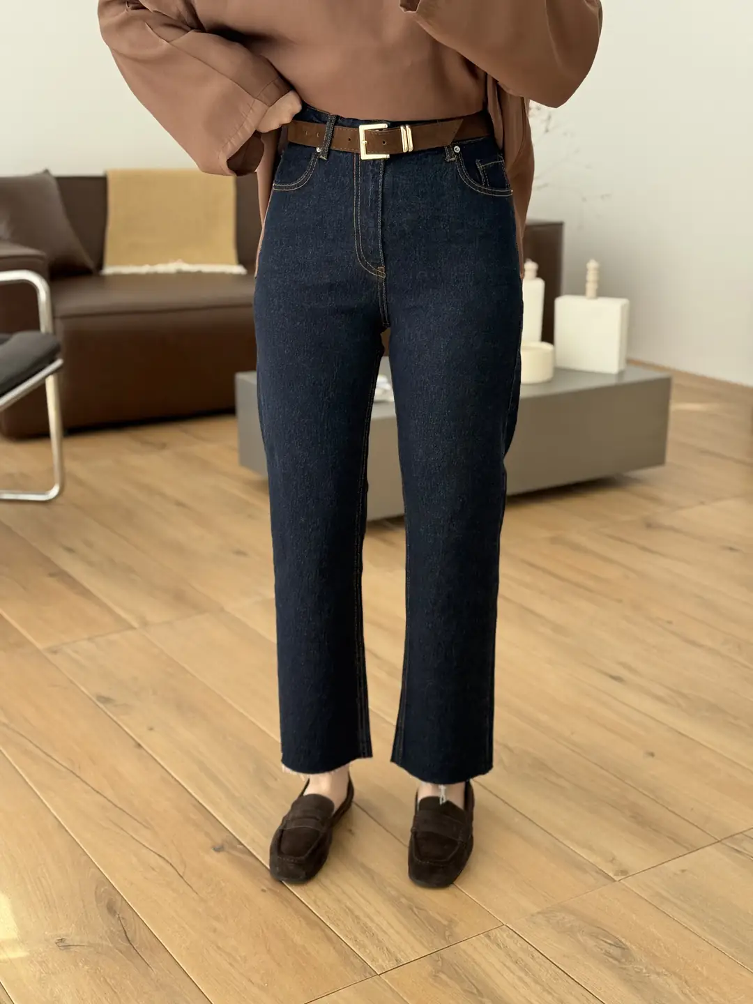 Premium Paçası Kesik Kemerli Jean R-171