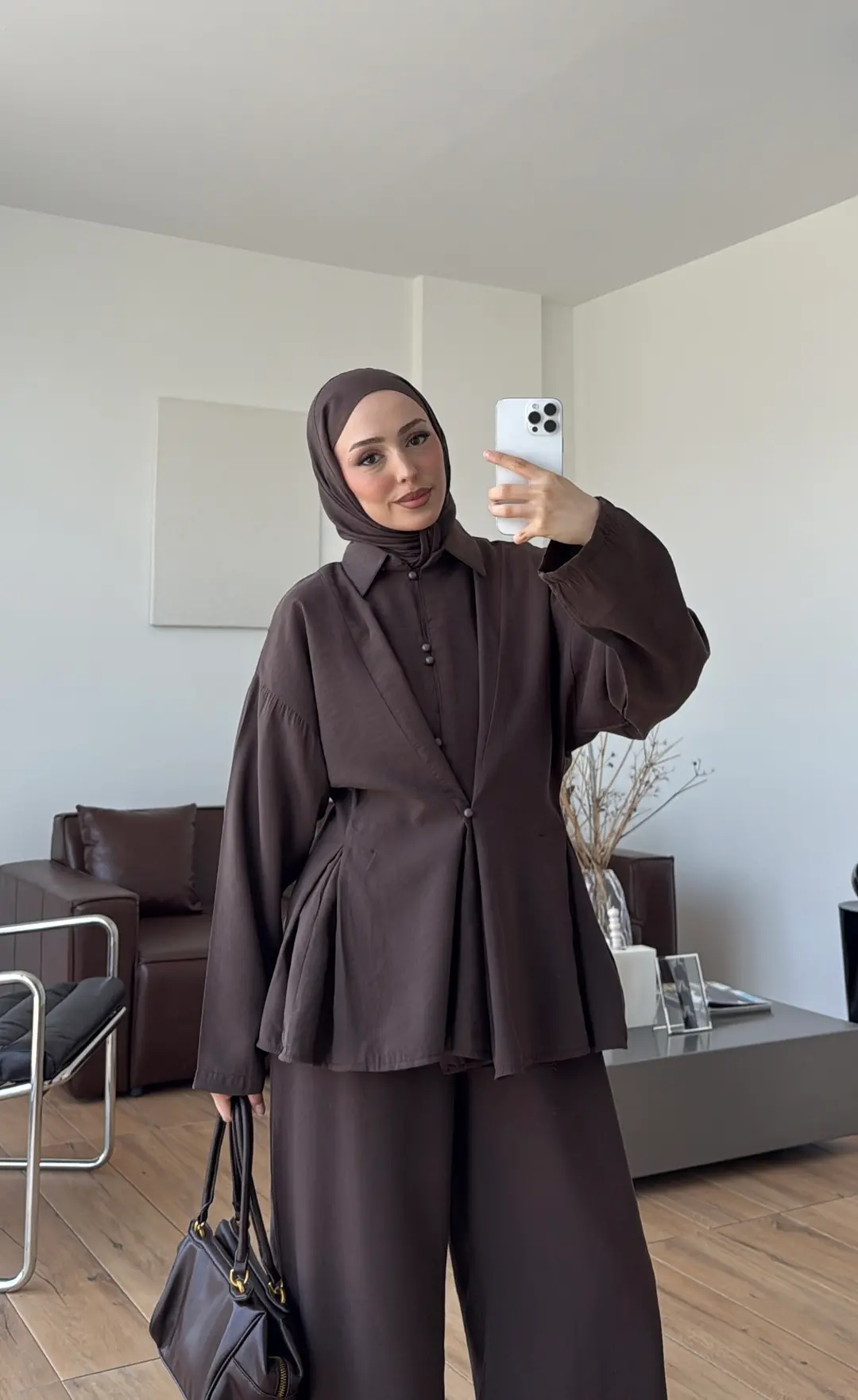 Top Düğmeli Tasarım Takım Kahve