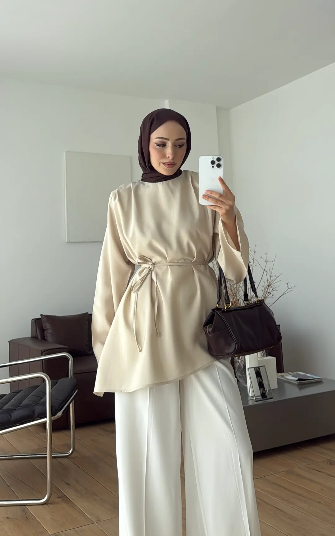 Vatkalı Asimetrik Bluz Bej