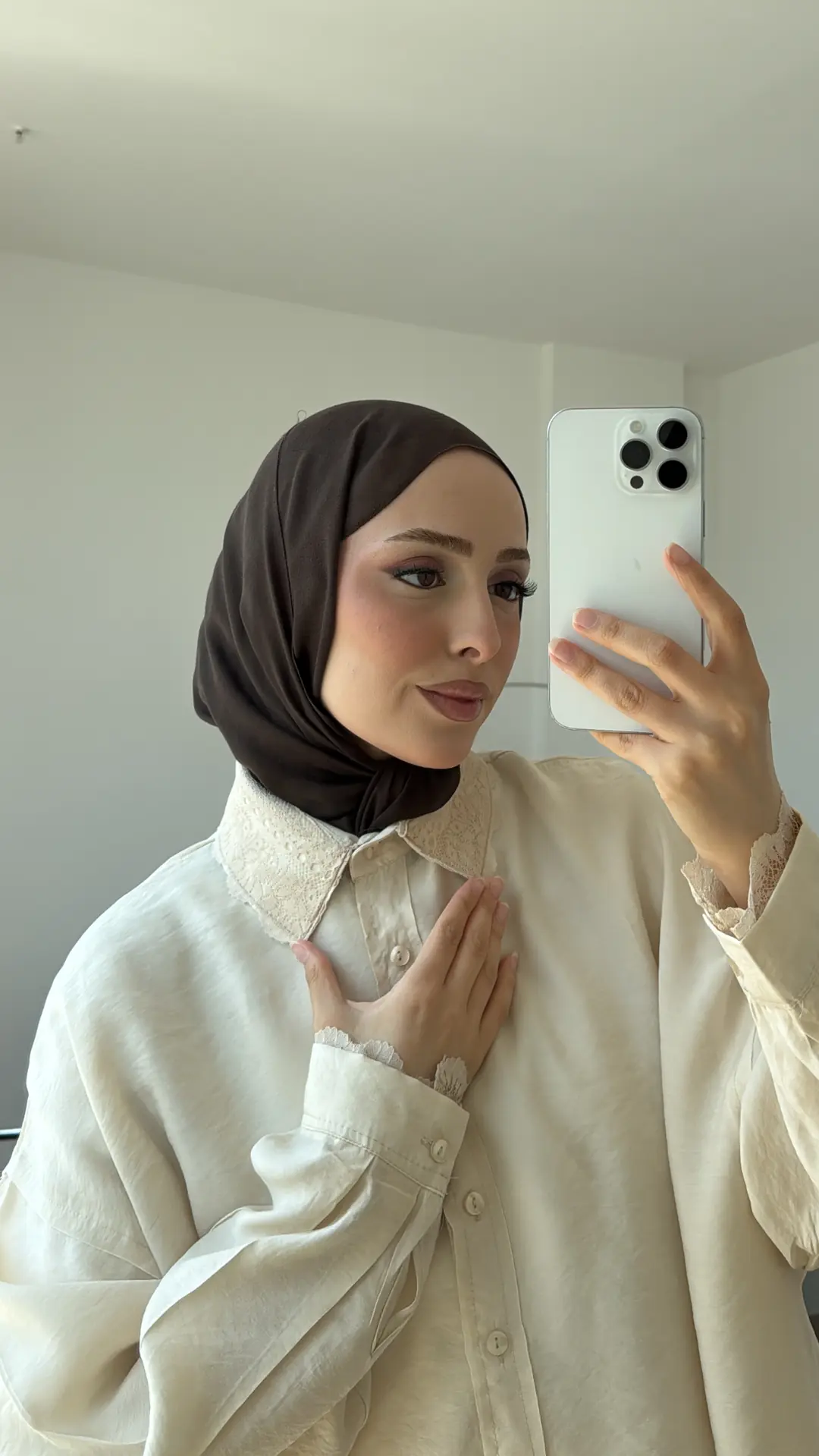 Dantelli Pis Dikişli Tencel Gömlek Krem