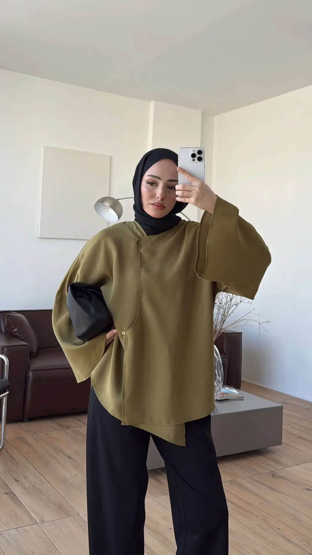 Asimetrik Kesim Bluz Yağ Yeşili