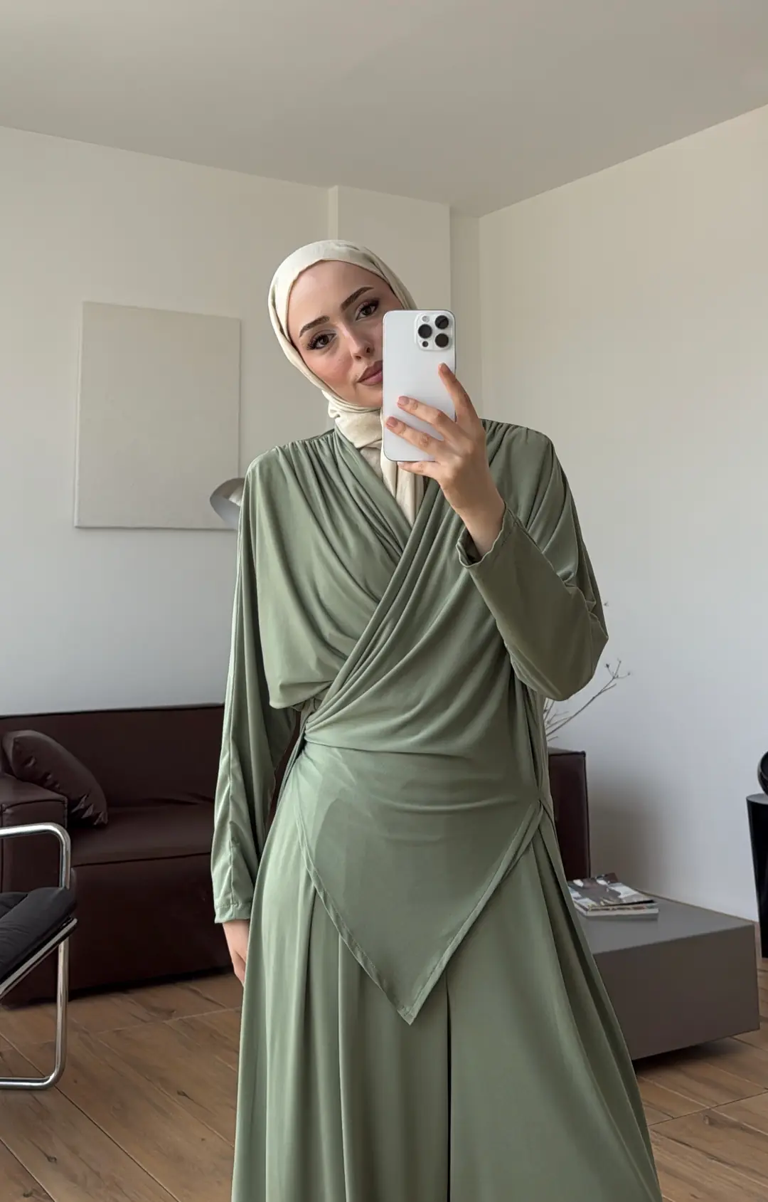 Lal Bluzlu Takım Ada Çayı