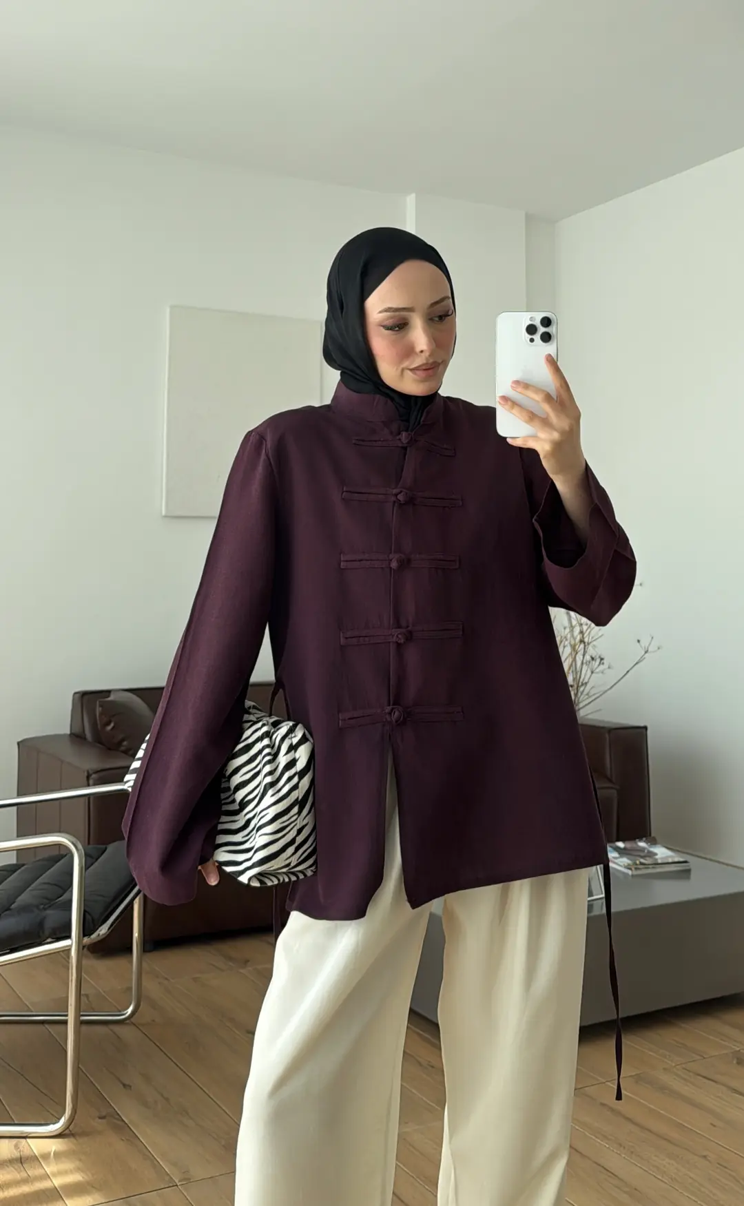 Süslü Düğmeli Keten Bluz Bordo