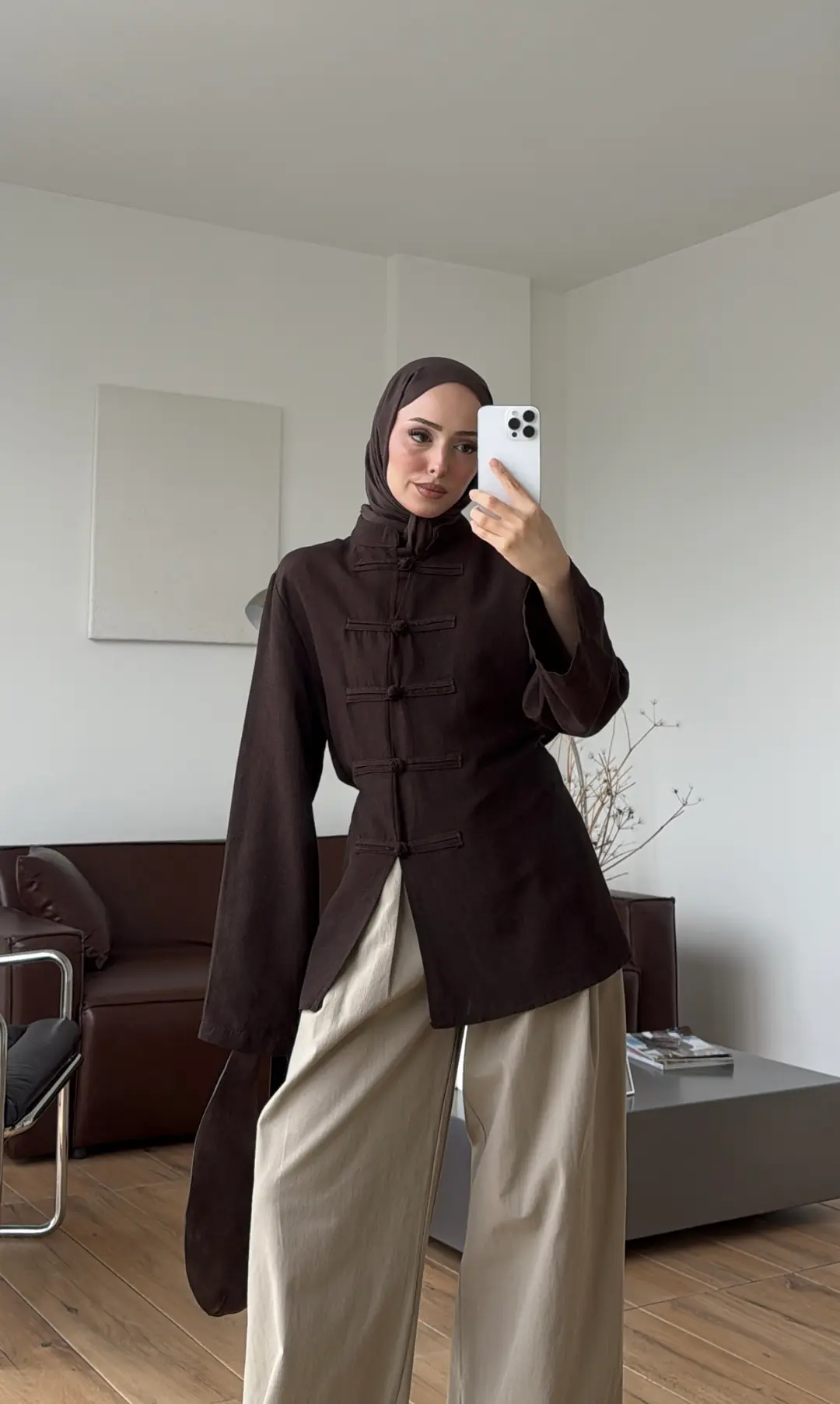 Süslü Düğmeli Keten Bluz Acı Kahve