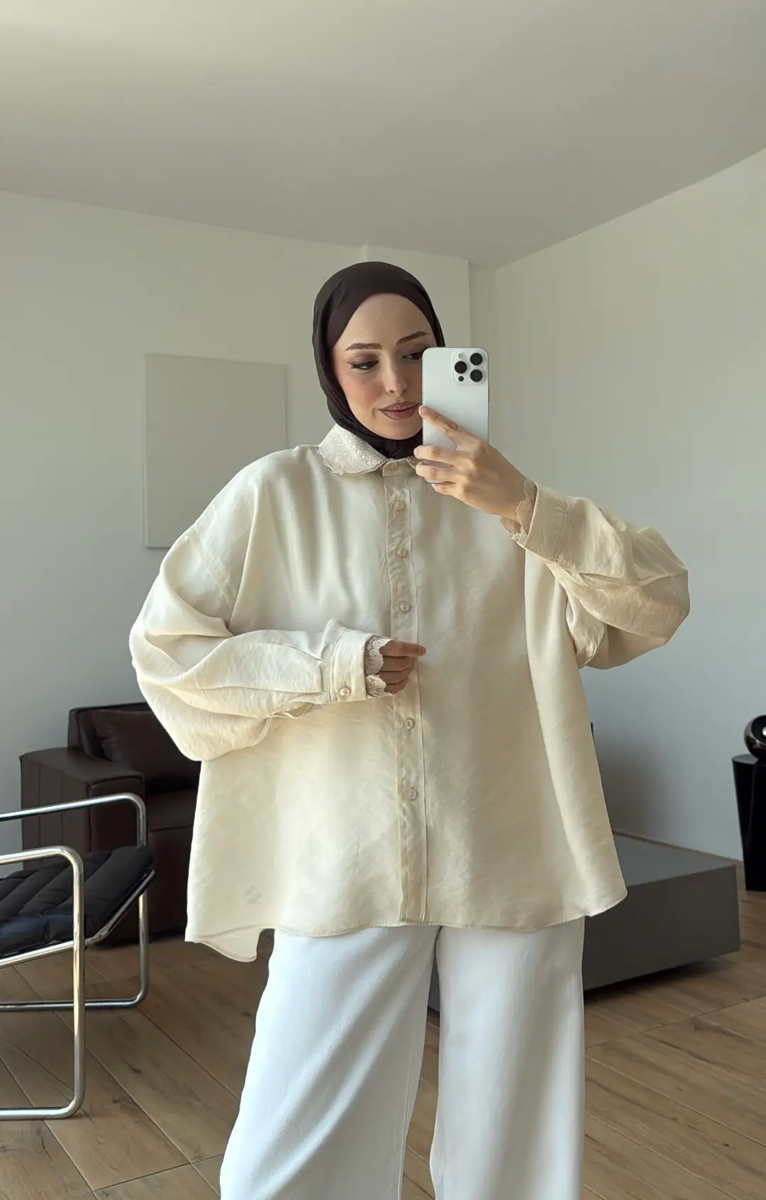 Dantelli Pis Dikişli Tencel Gömlek Krem
