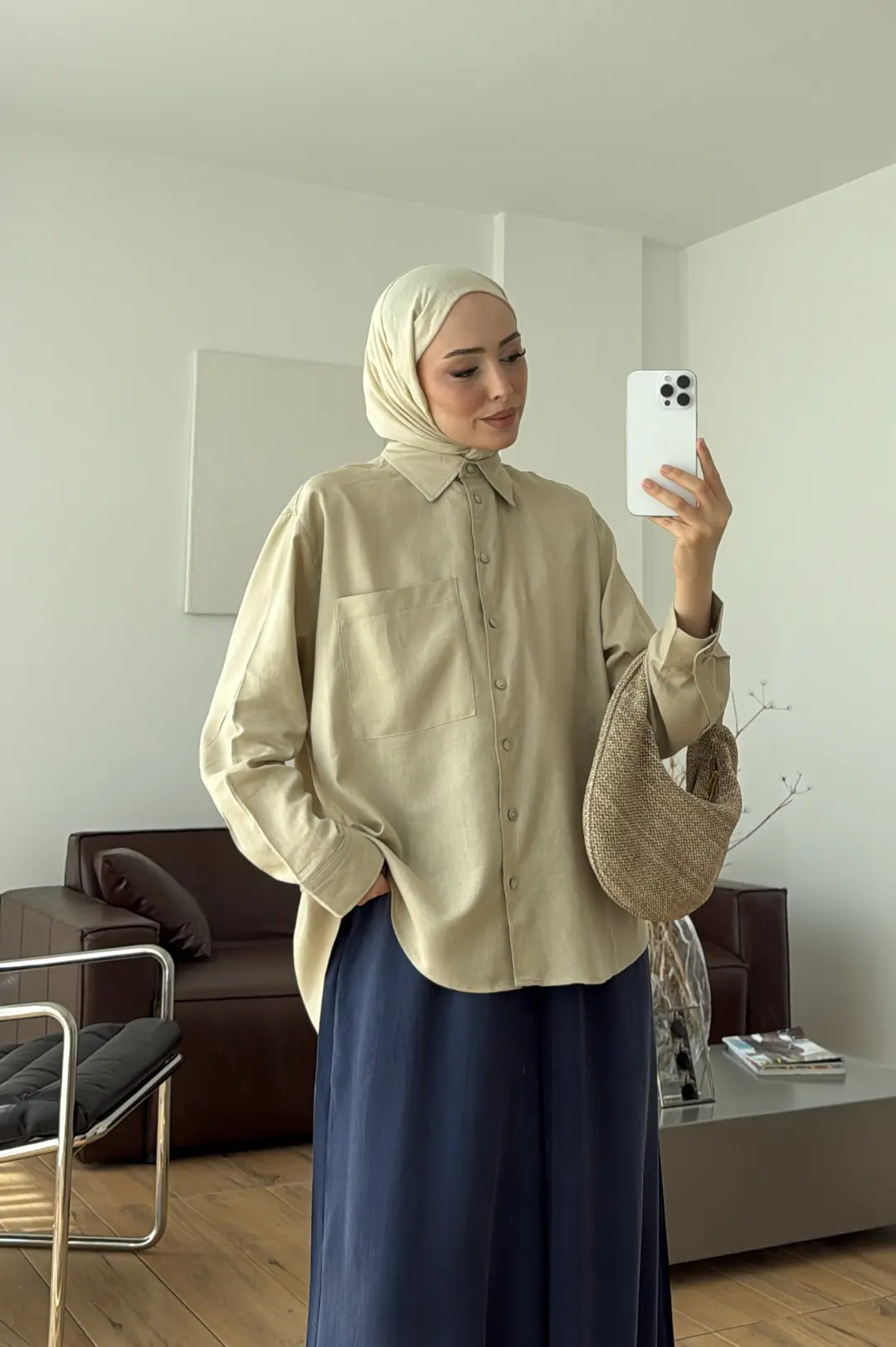 Sedef Düğmeli Keten Gömlek Bej