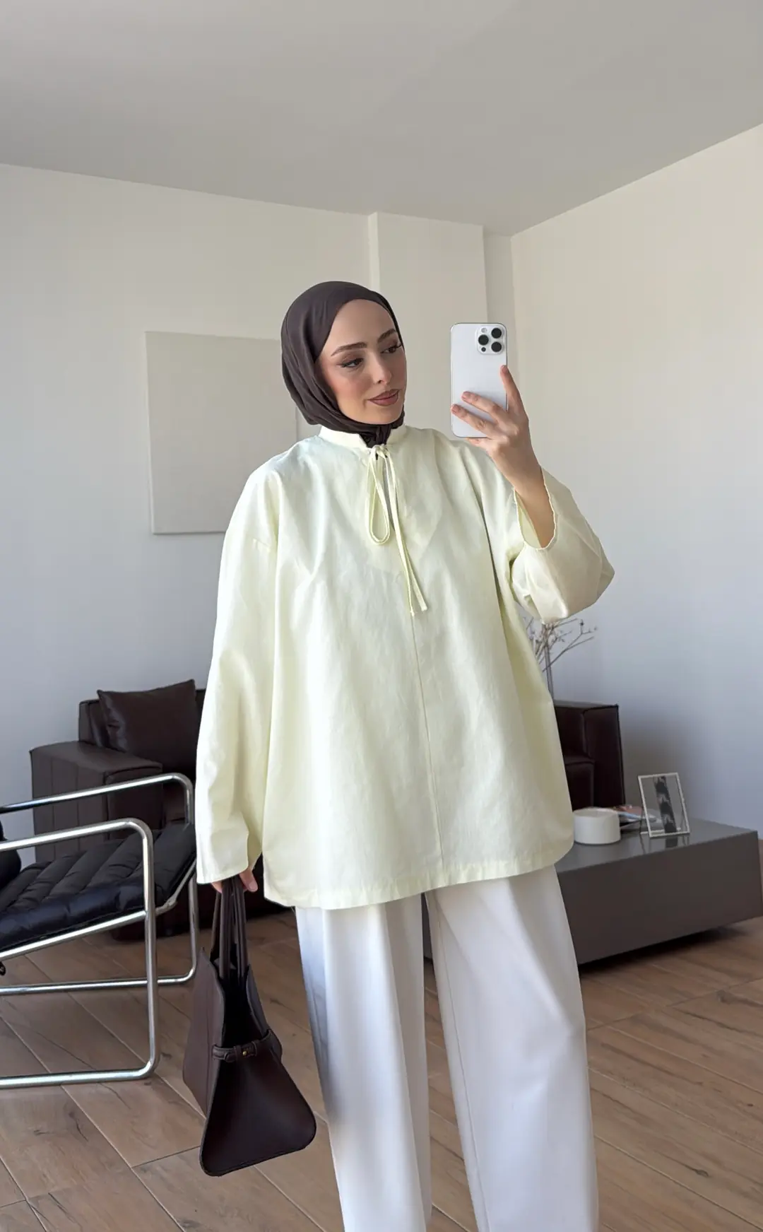 Yakası Bağlamalı Keten Bluz Açık Sarı