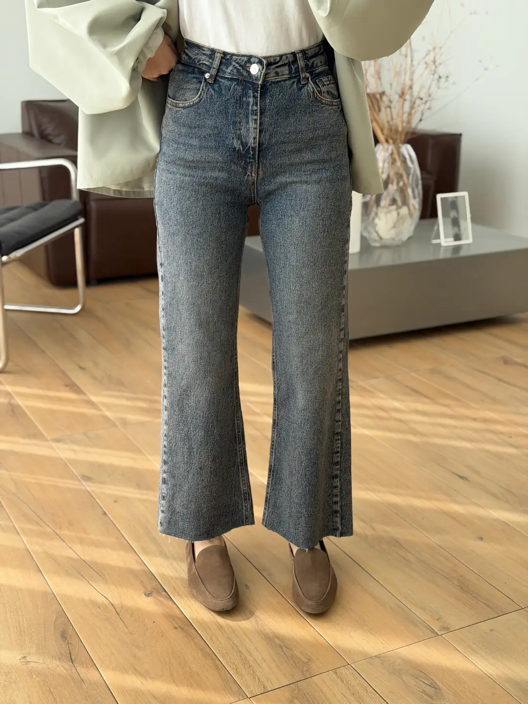 Paçası Kesik Flare Jean Eskitme Jean