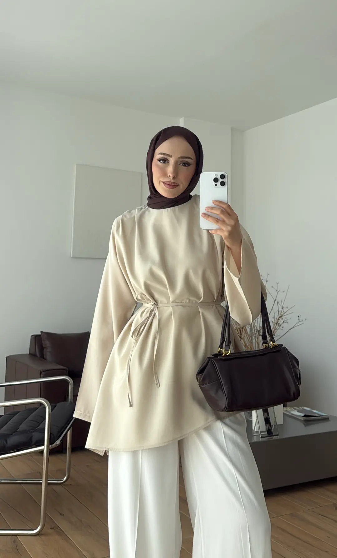Vatkalı Asimetrik Bluz Bej