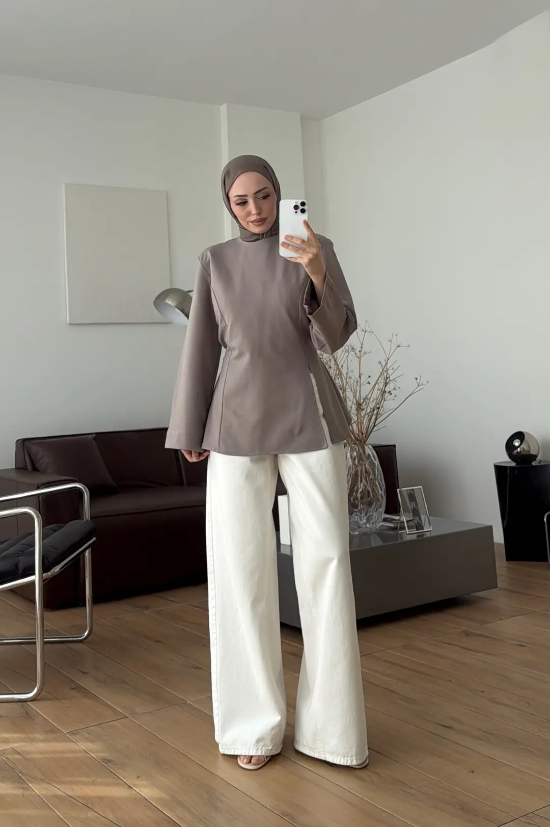 Vatkalı Yırtmaç Detay Bluz Vizon