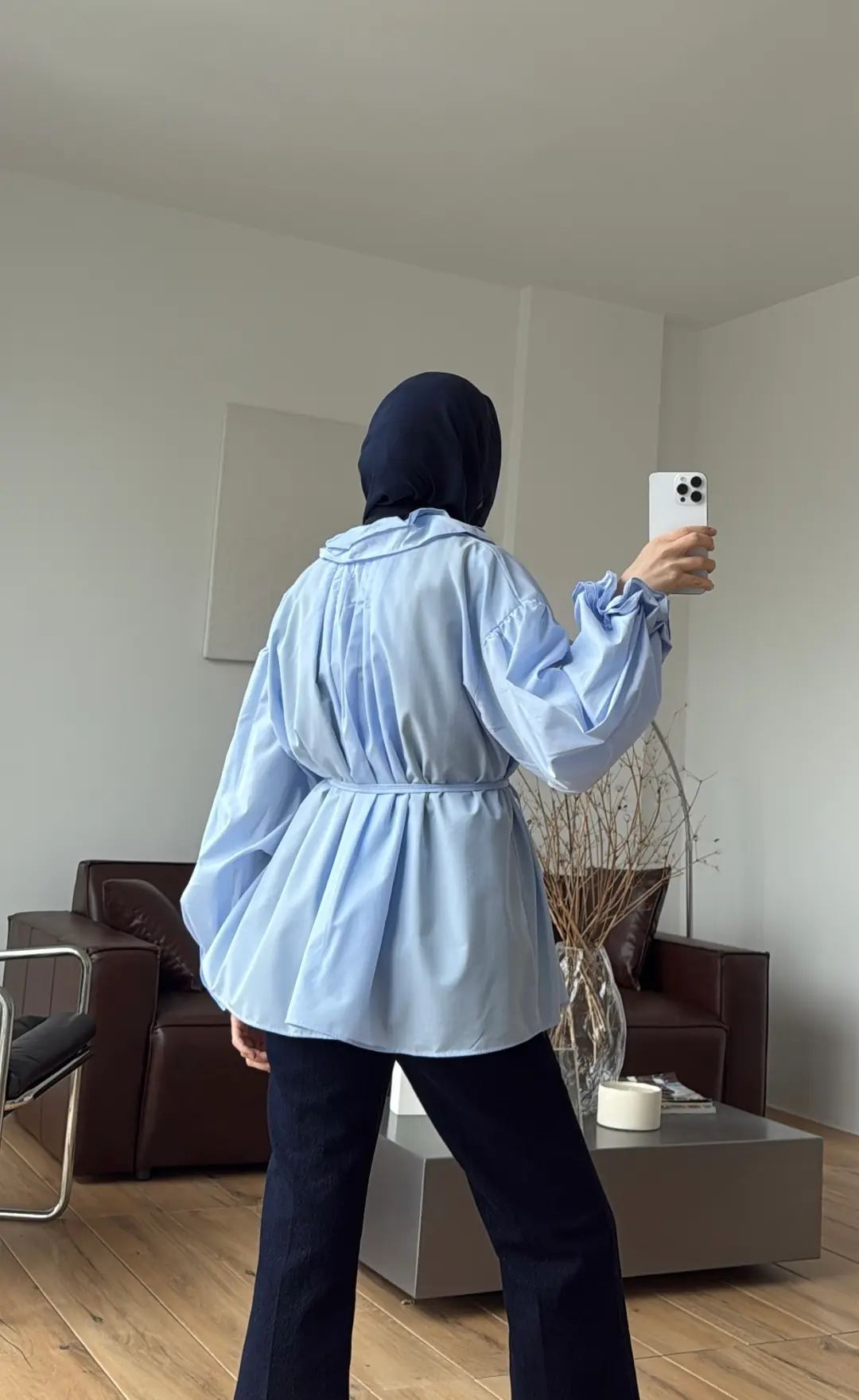 Yakası ve Kolu Fırfırlı Gömlek Mavi