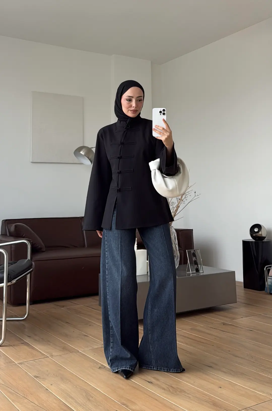  Tok Kumaş Süslü Düğmeli Bluz Siyah